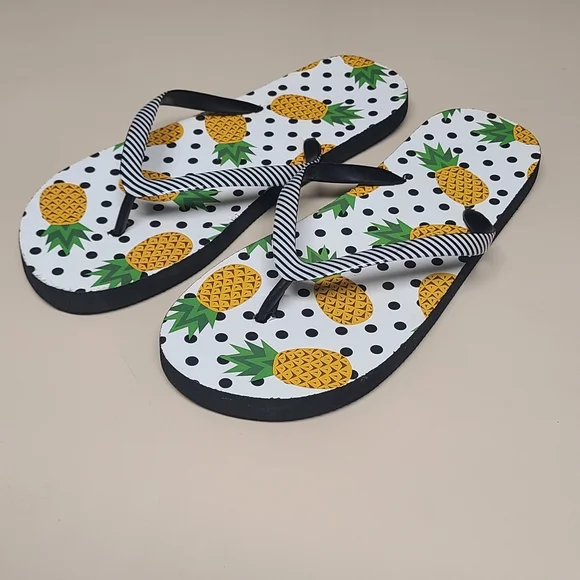 Old navy pineapple shop sandals
